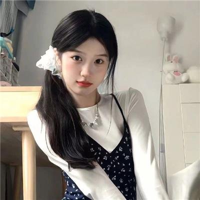 三个扑火的少年